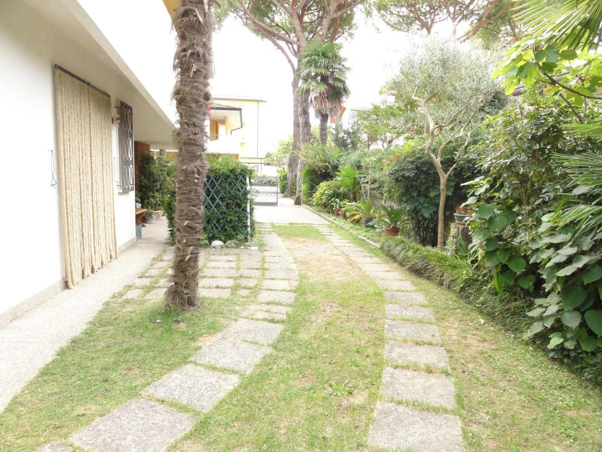 Villa Galasso Bibione Exterior foto